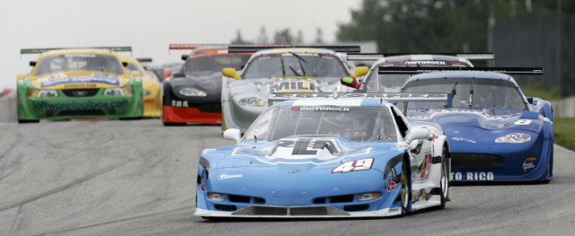 Randy leads the field at Road America 2004